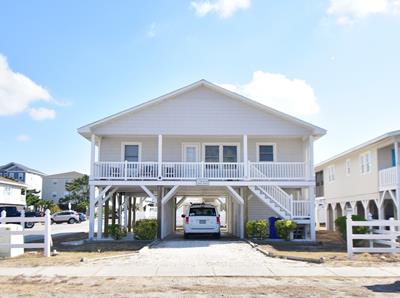 80E2- Mammo's Beach House